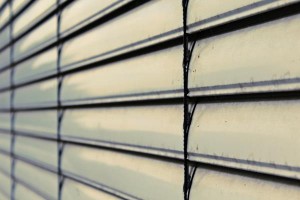 reparar una ventana en casa