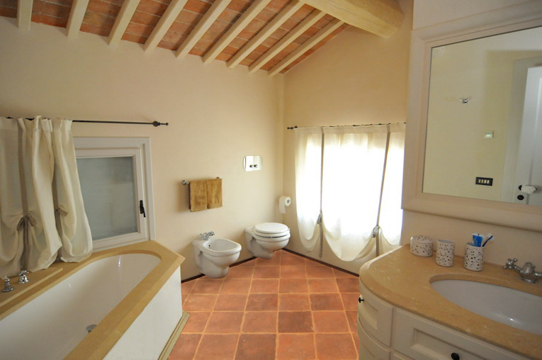 Terracota en el cuarto de baño: Todo lo que debes saber